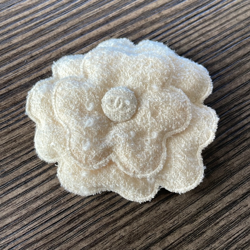 CHANEL Authentic Camellia Tweed Brooch